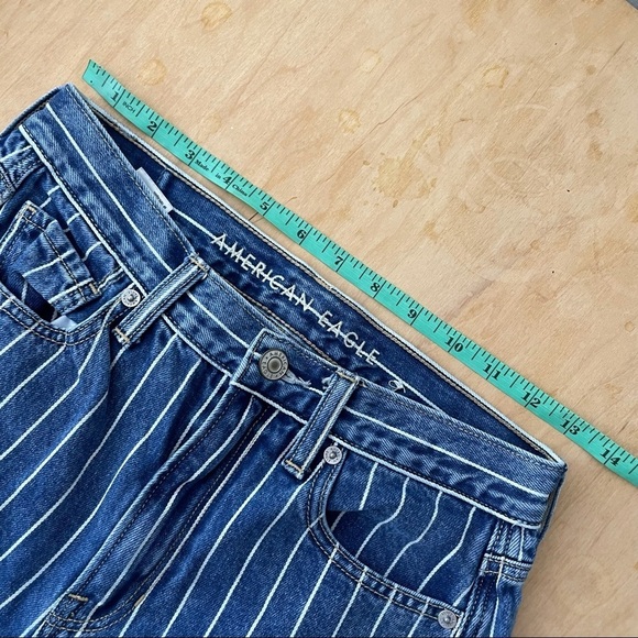 American Eagle Mom Pinstripe High Rise Jeans 2 - Picture 5 of 9